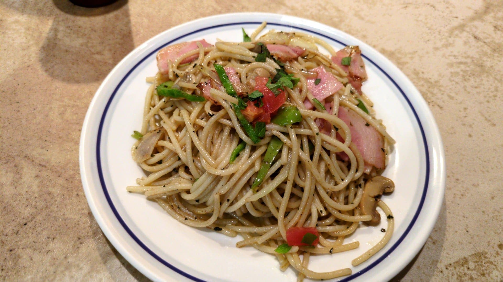 関谷スパゲティEXPRESS 醤油バジリコ