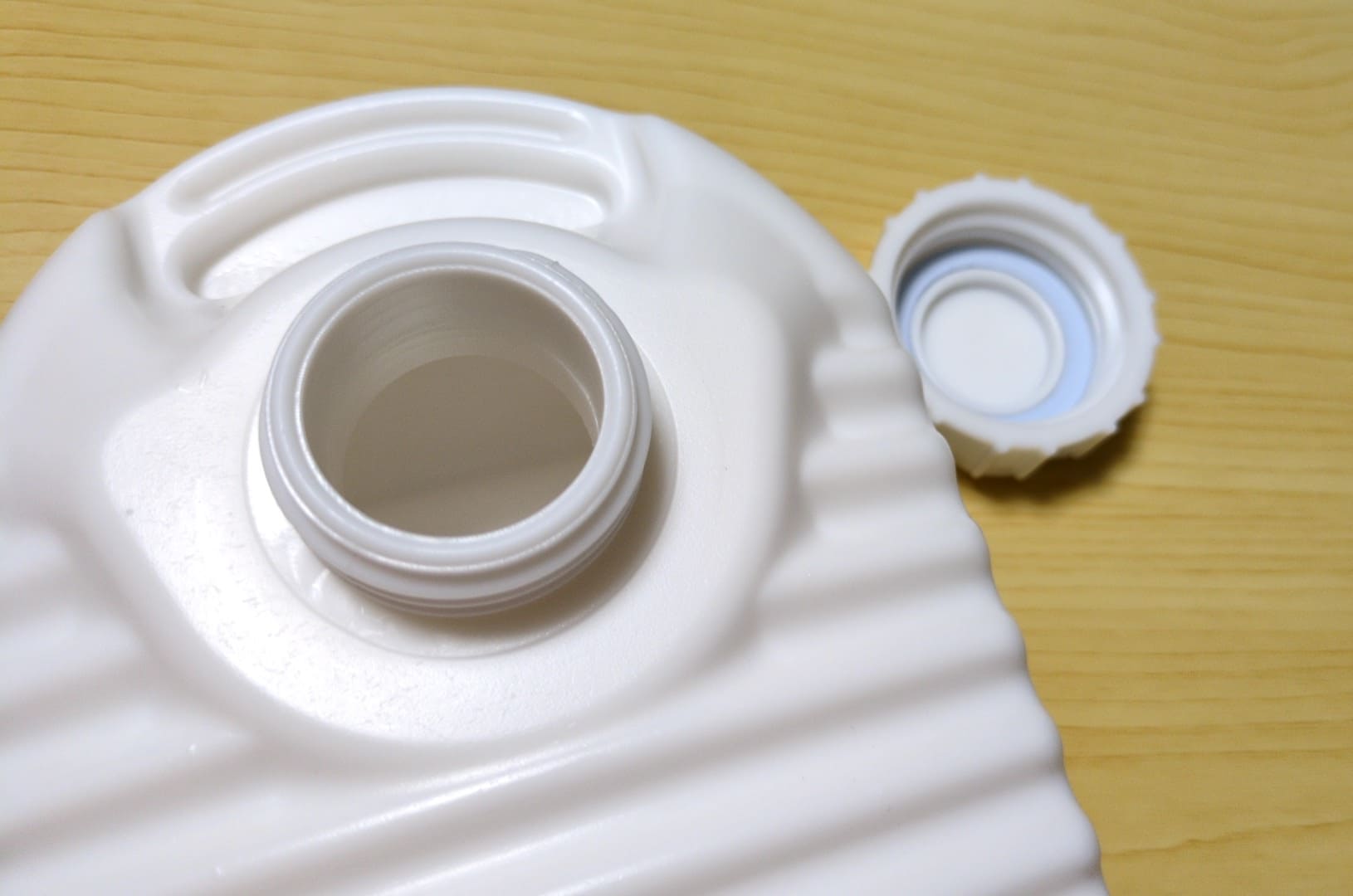 ダイソー 湯たんぽ キャップ