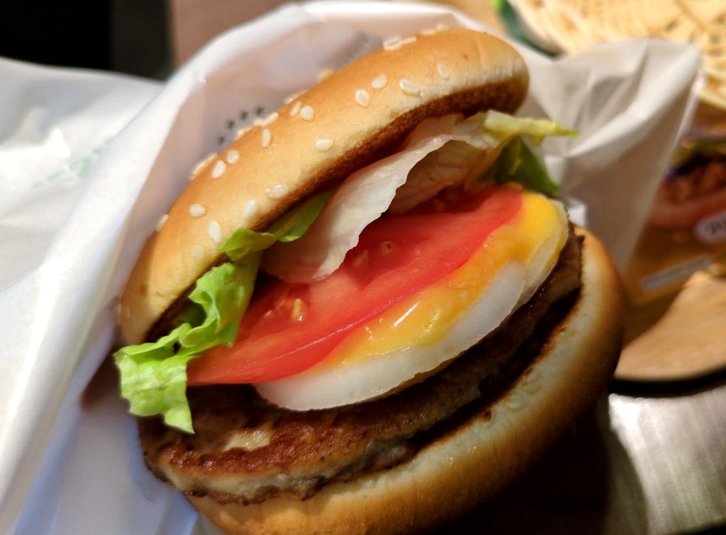 フレッシュネスバーガー　店舗限定ランチセット　チーズバーガー　食べる２