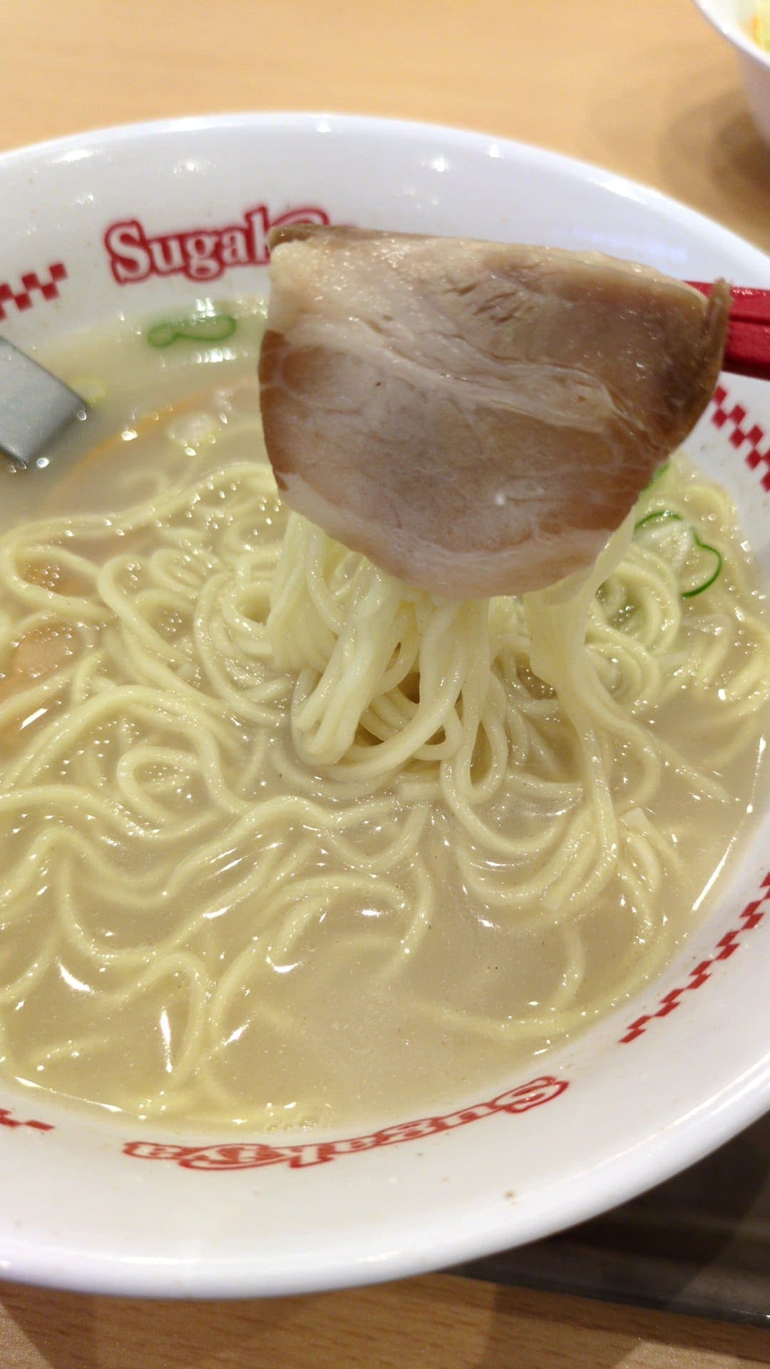 スガキヤ　ラーメン＋五目ごはん・サラダセット　食べる４