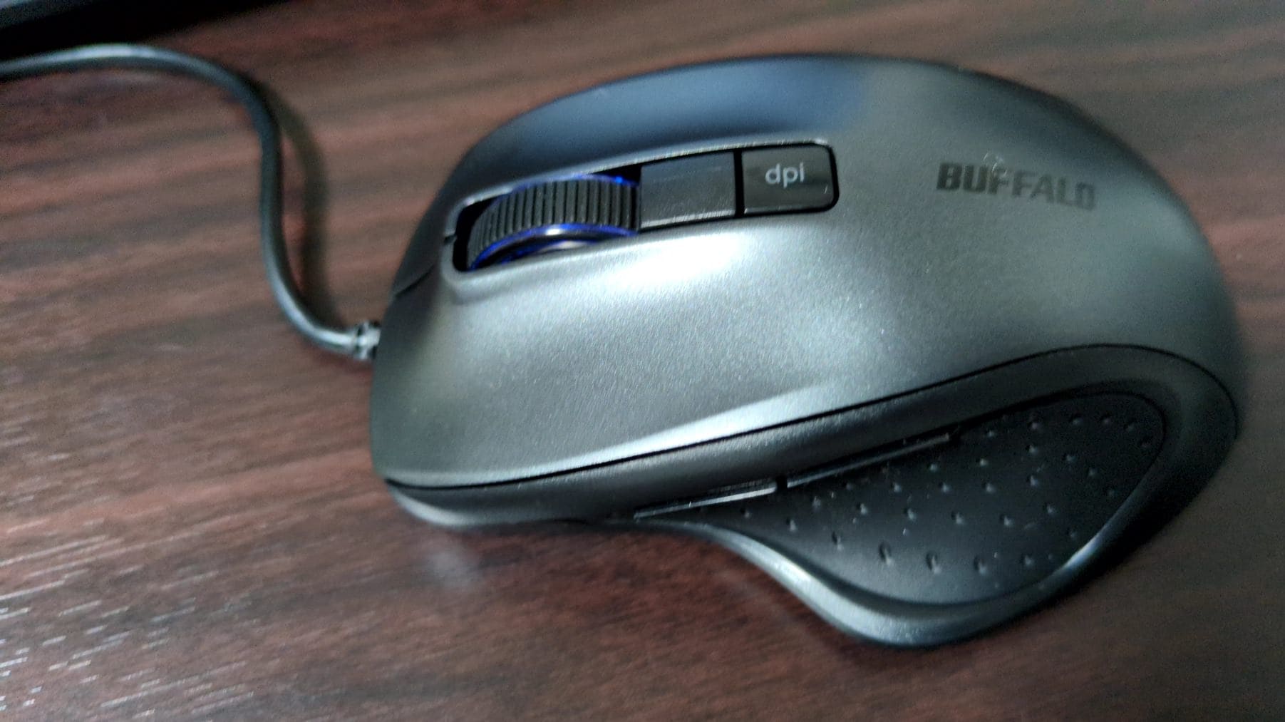 BUFFALOの有線マウス「BSMBU308」　PC接続