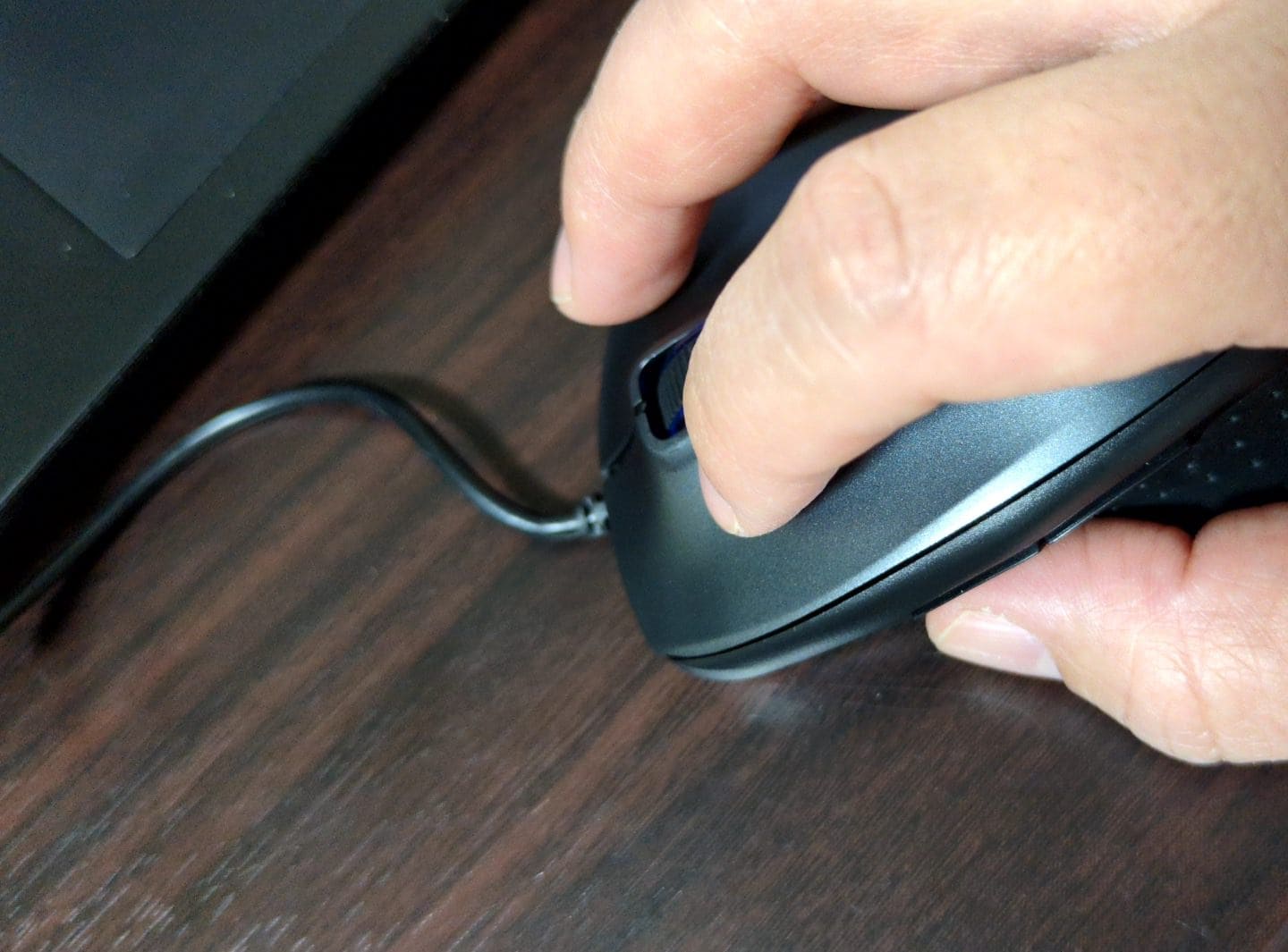 BUFFALOの有線マウス「BSMBU308」　使いやすさ