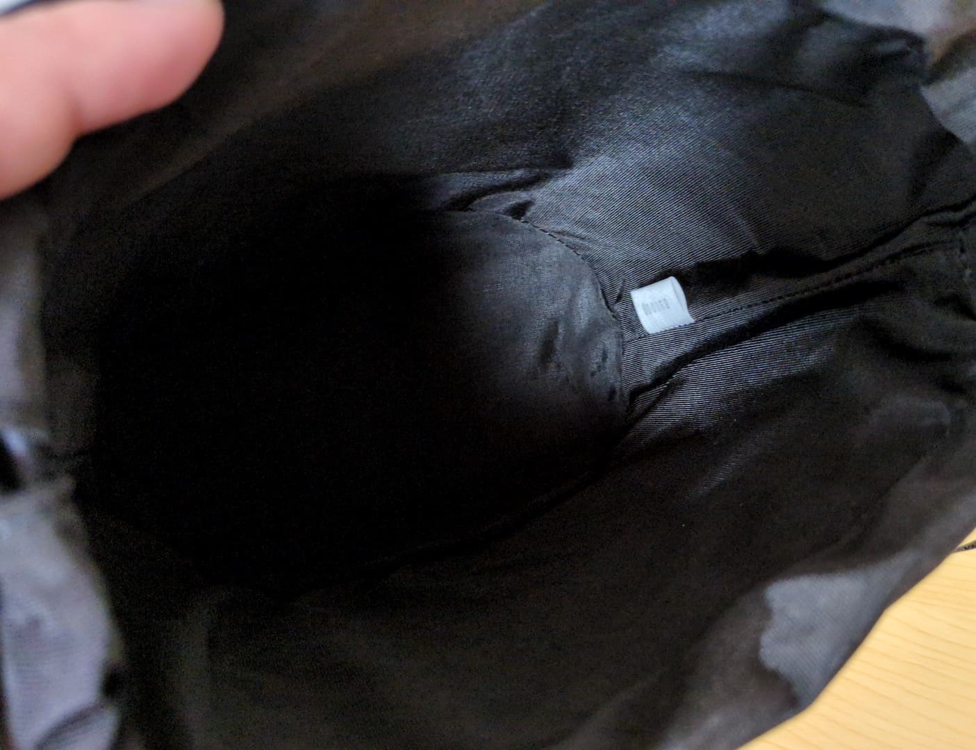 BEAUTY&YOUTHのスタンダード レザー パース　中身