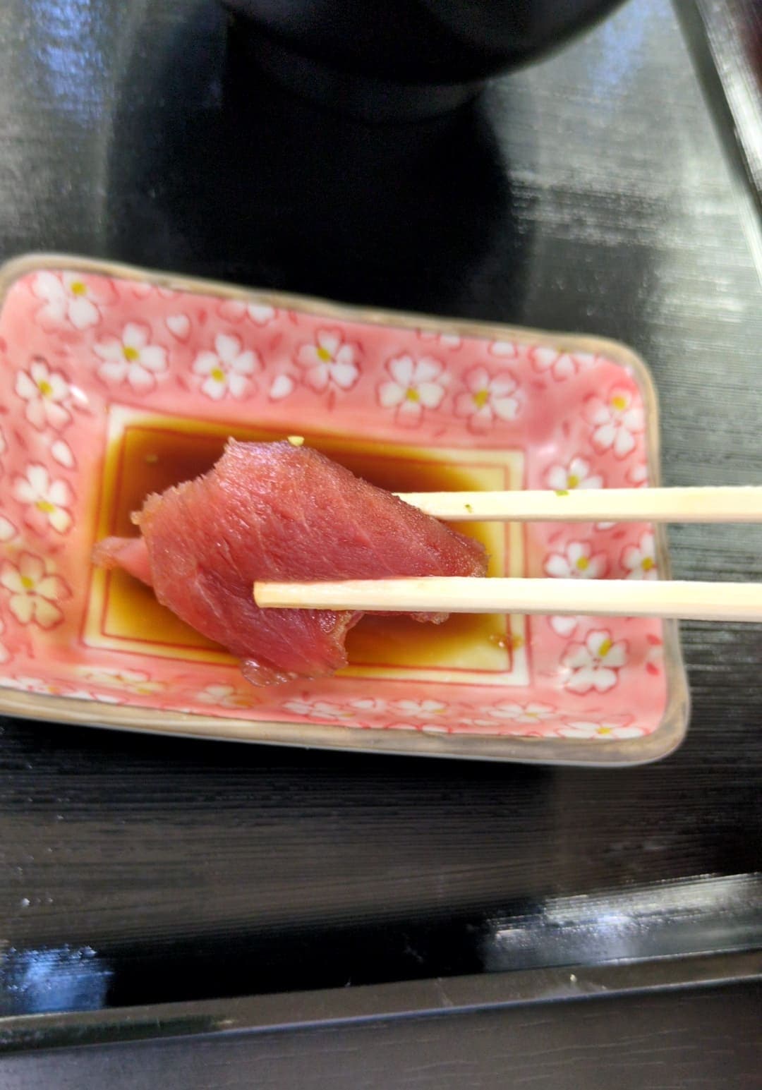 長谷川食堂　鉄火丼　食べる