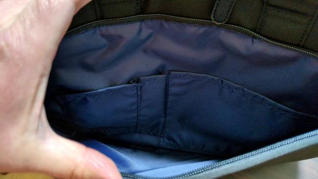 World Traveler ビジネスバッグ（型番65331）　小ポケット