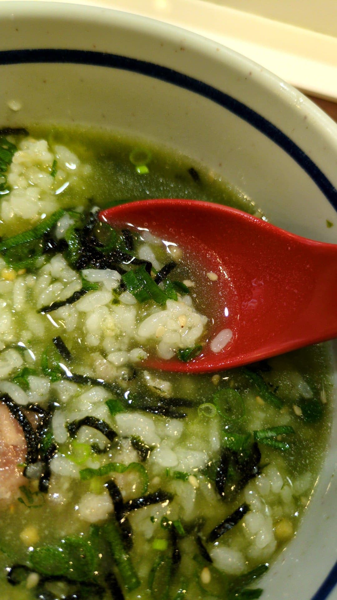 EXPASA足柄下り中華万里和食 まぐろのたたき茶漬け 食べる2