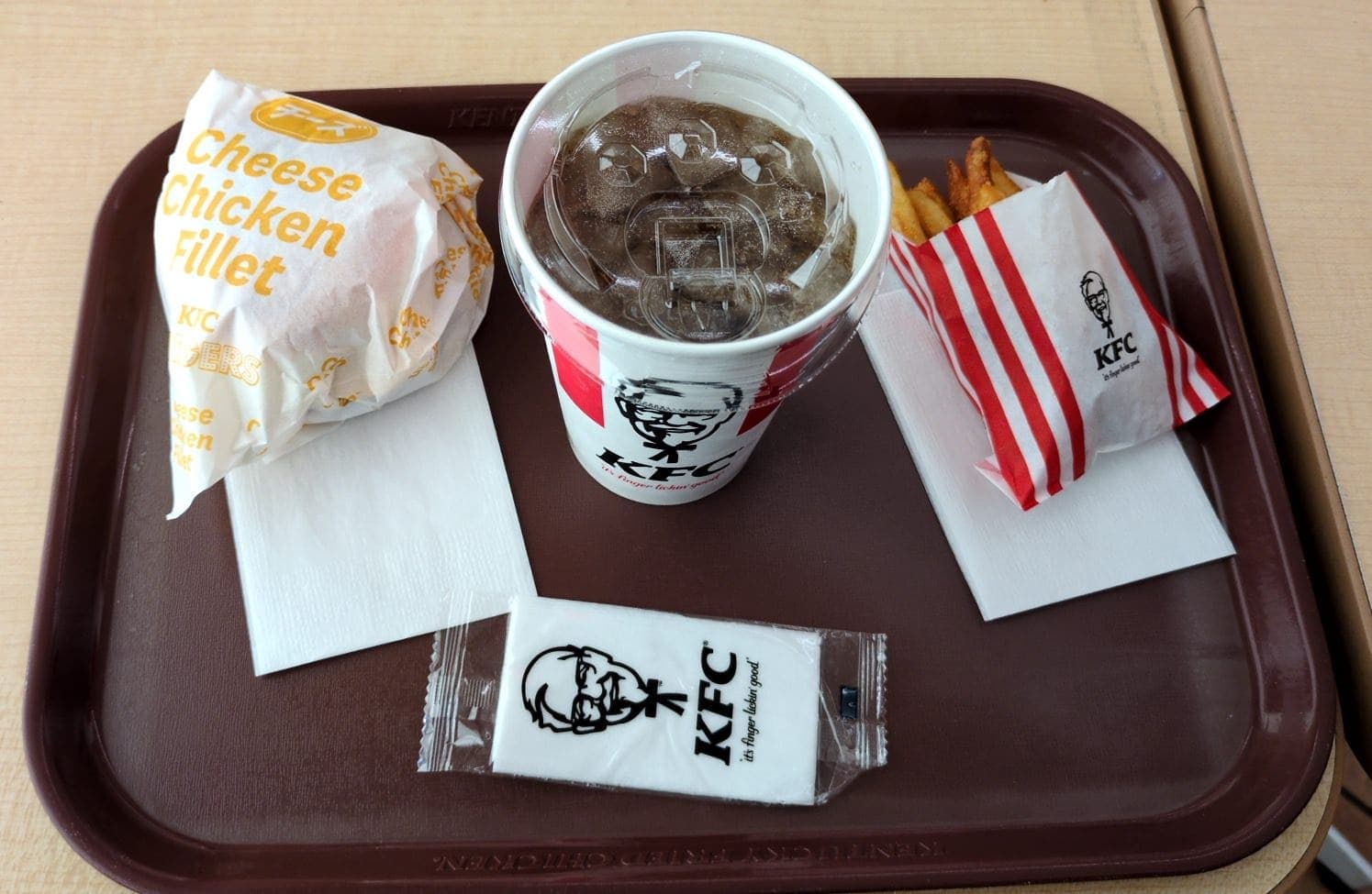 ケンタッキー　チーズチキンフィレバーガーセット