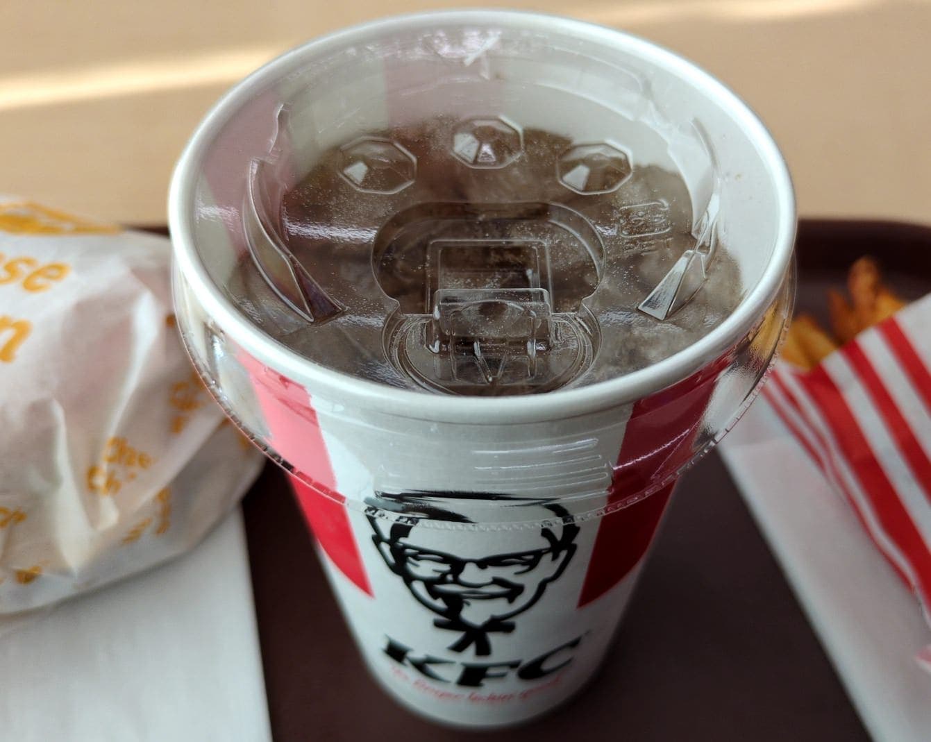 ケンタッキー　チーズチキンフィレバーガーセット　ドリンク