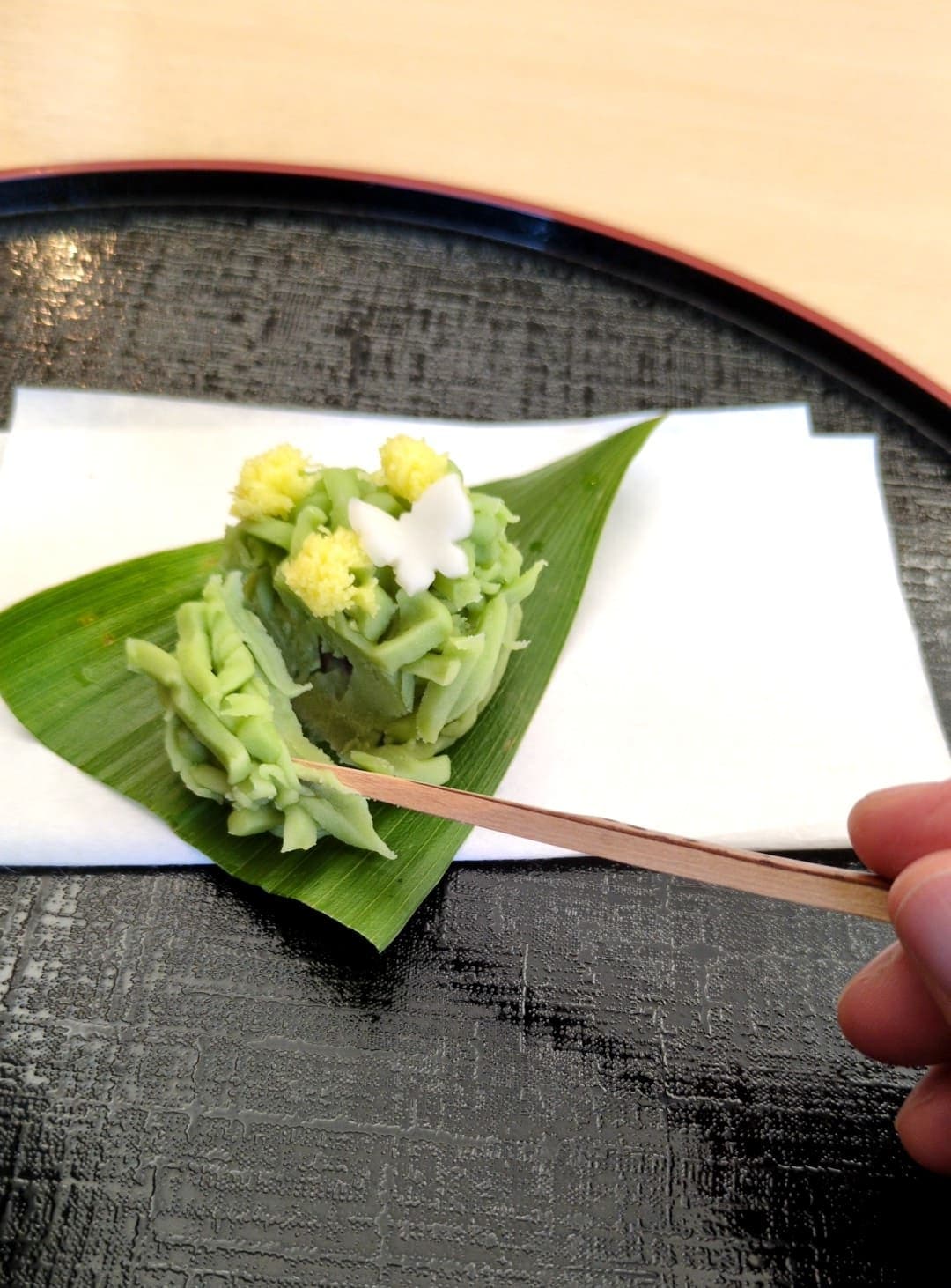 安房神社　あづち茶屋　抹茶お菓子付き　食べる