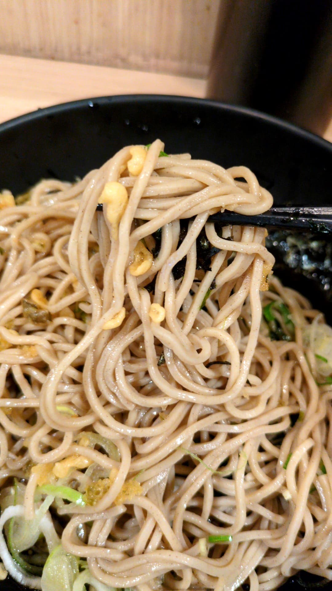 かき揚げ蕎麦 吉利庵 品川そば 食べる1