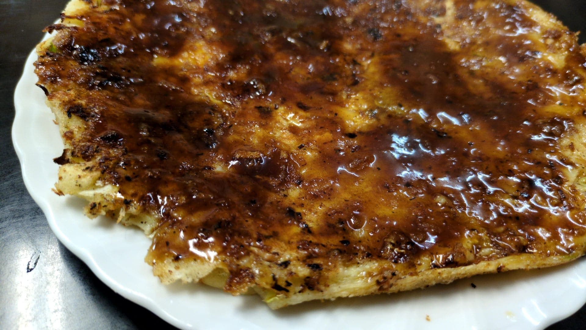 いわ瀬 ふらい焼き 肉玉ふらい 食べる1