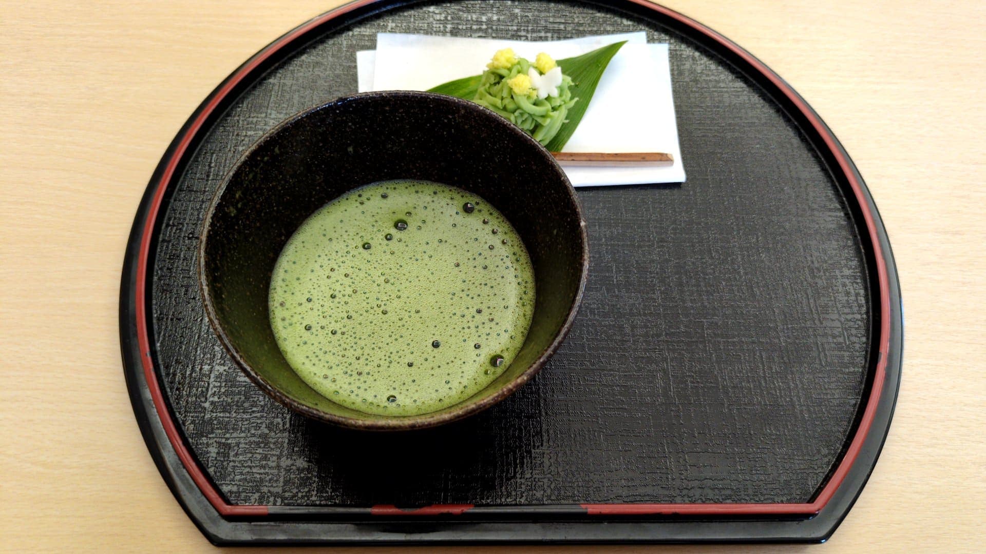 安房神社　あづち茶屋　抹茶お菓子付き