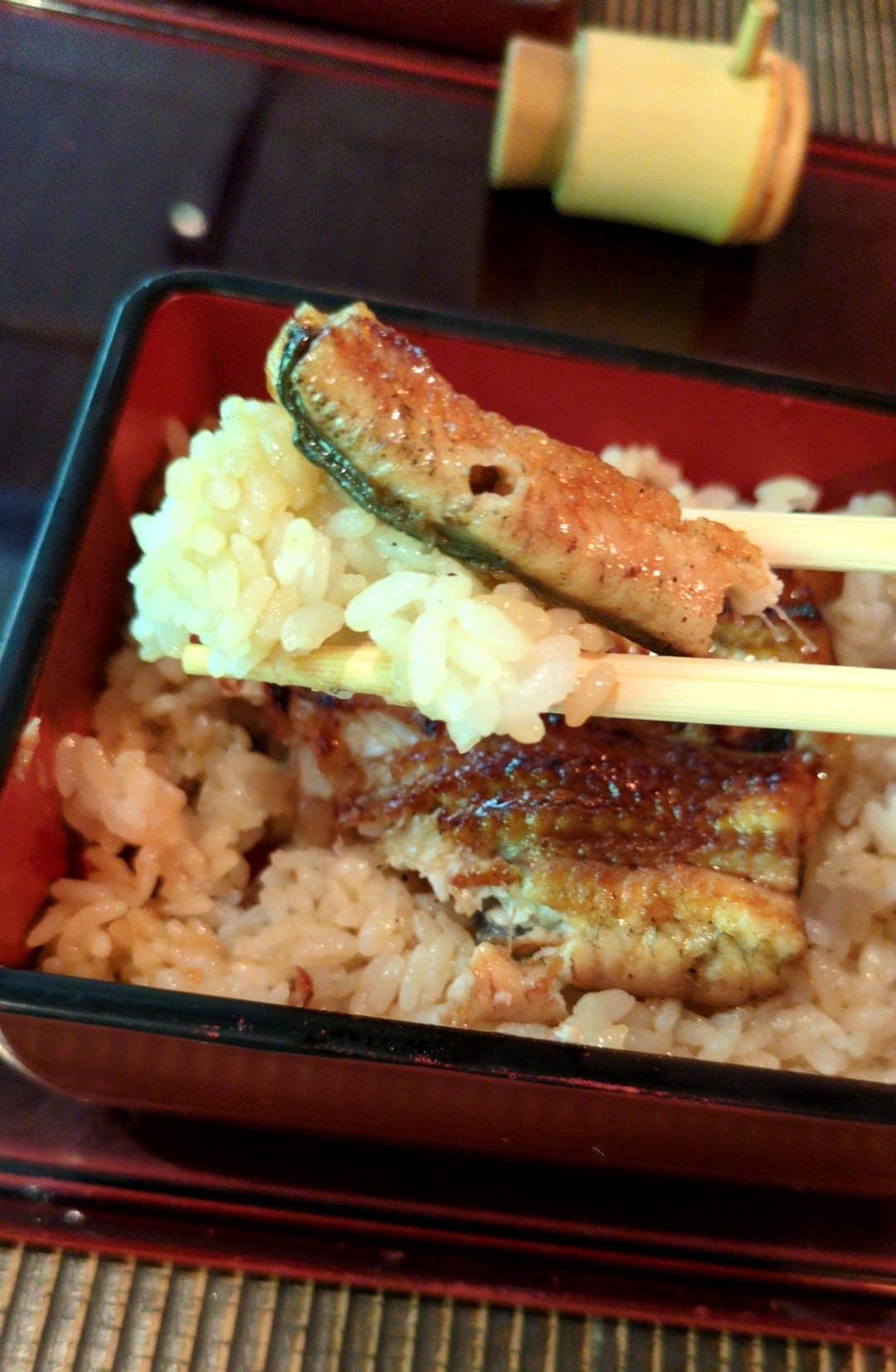 天山湯治郷 山法師 うな重 小梅 食べる
