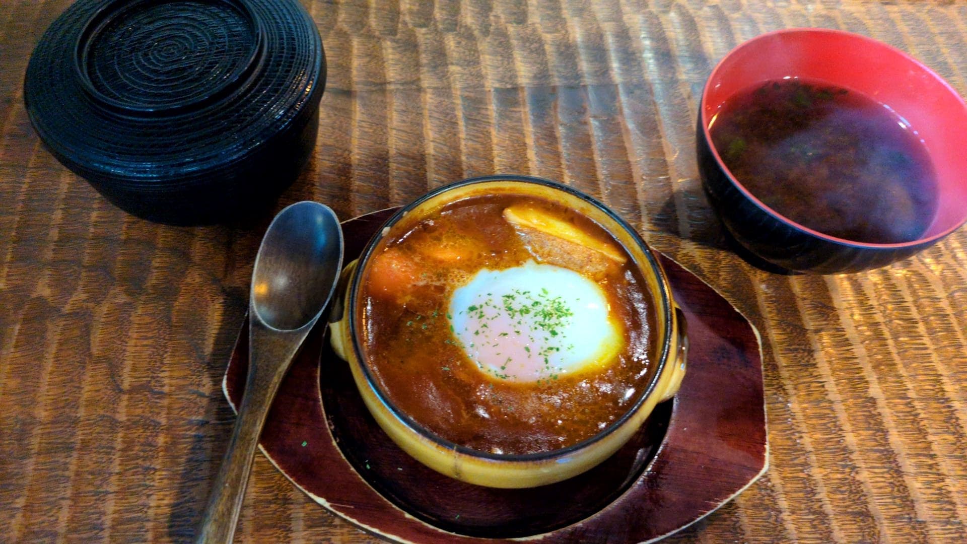 梨果園&丹乃蔵 煮込みハンバーグランチ