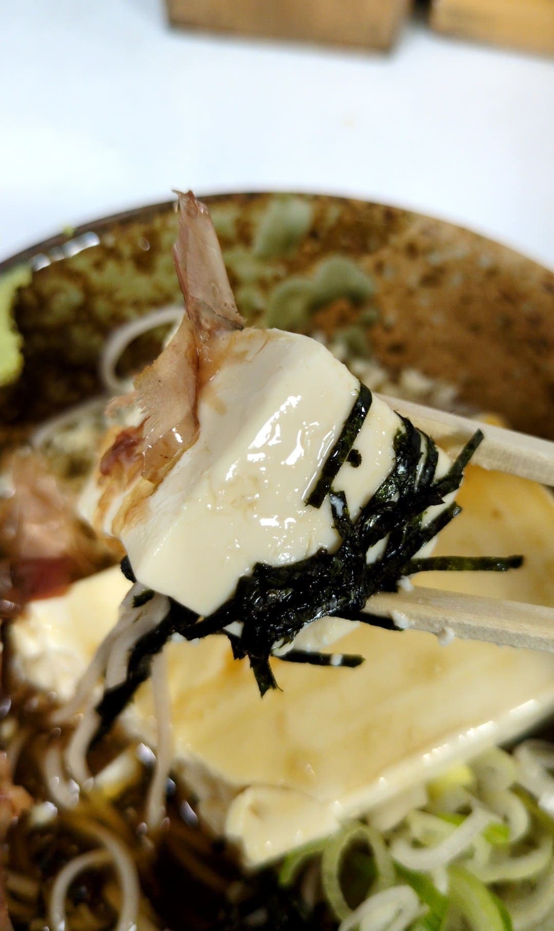 えきめんや　豆腐一丁そば　食べる２