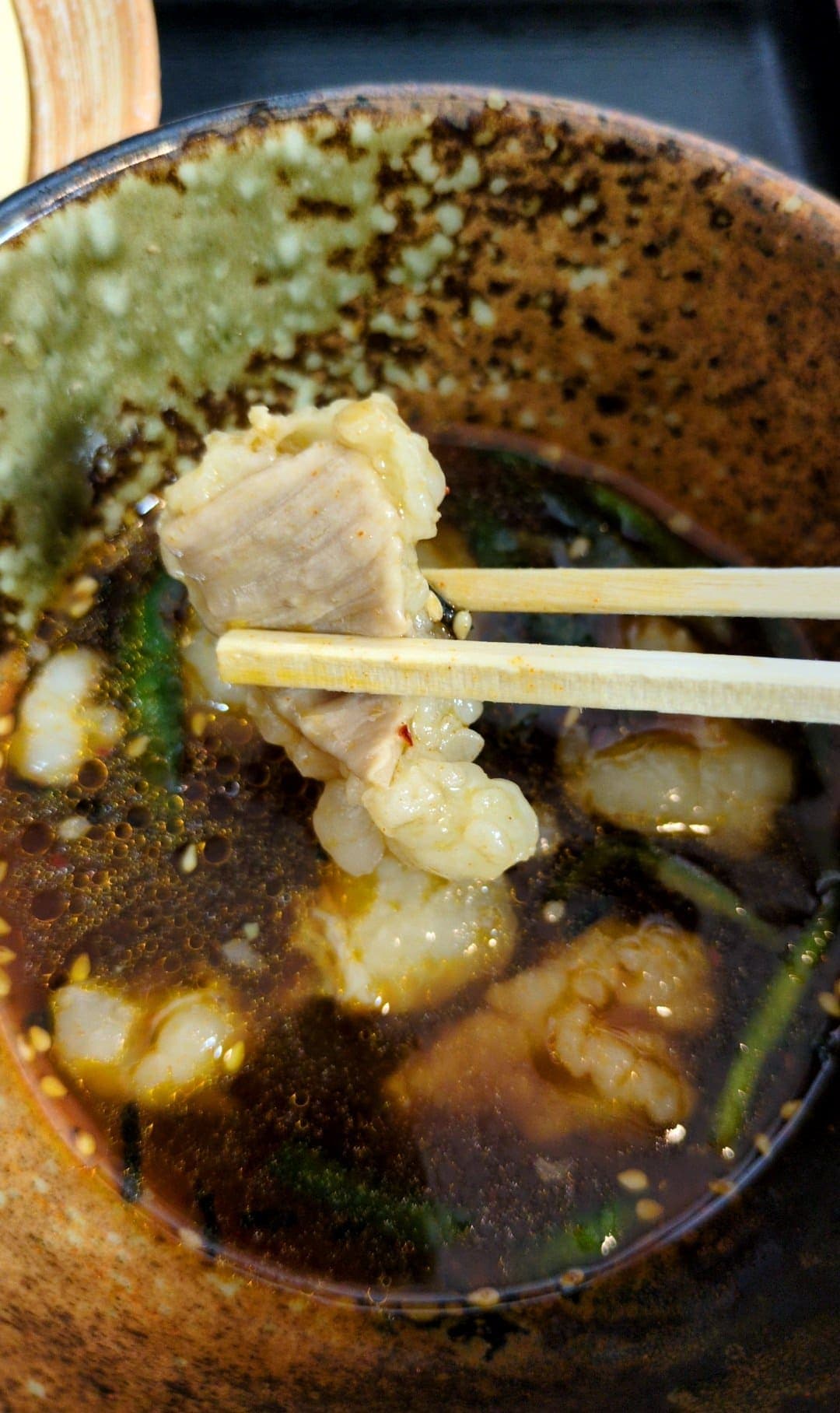 えきめんや ゴロっと牛もつつけそば 食べる4