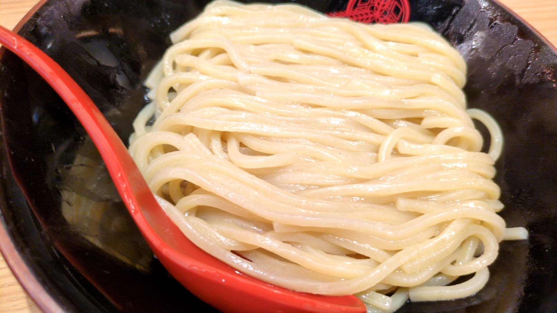 三田製麺所 特濃つけ麺 麺のボリューム