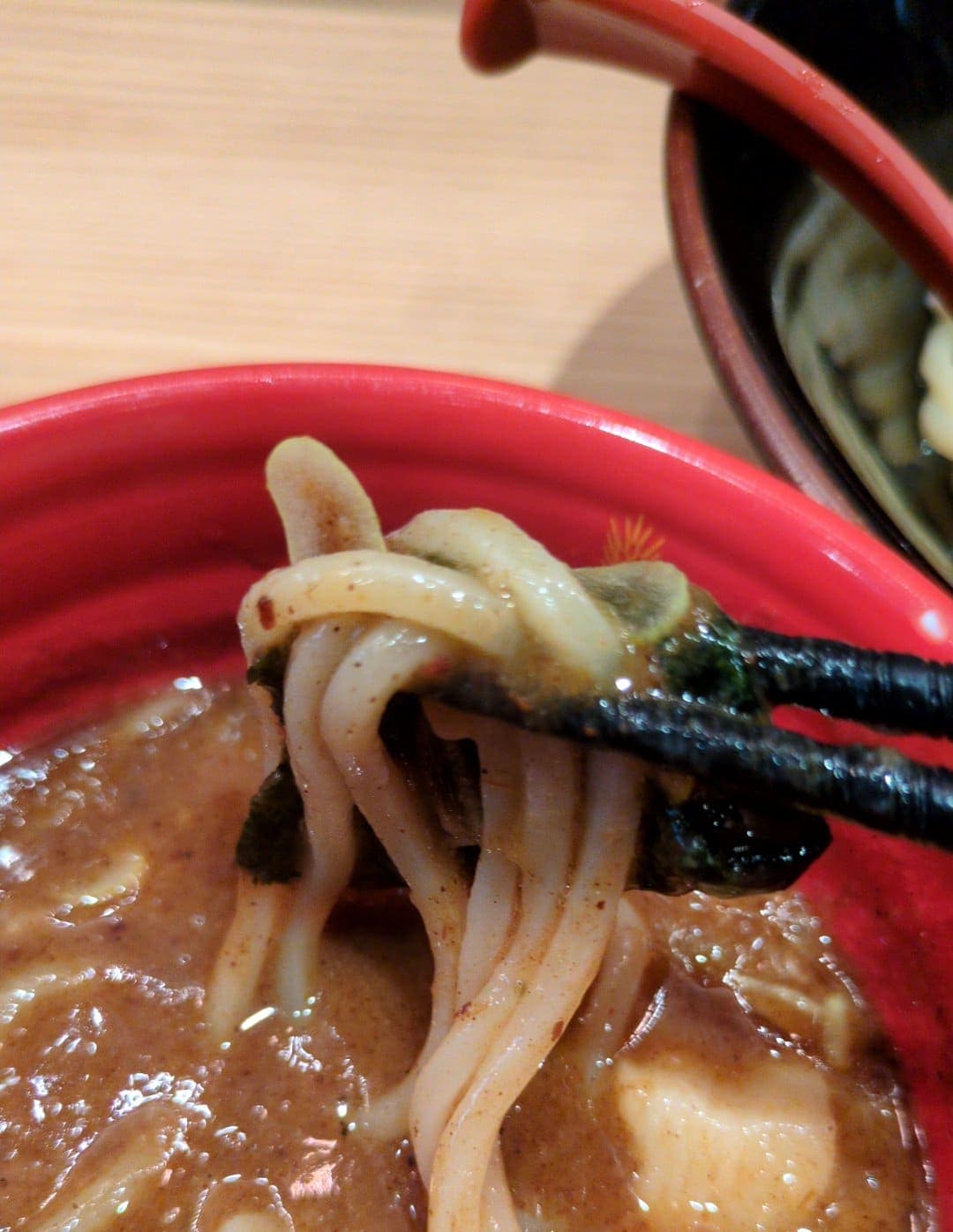 三田製麺所 特濃つけ麺 食べる2