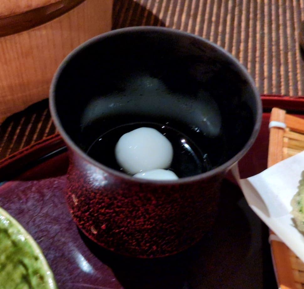 箱根の温泉「天山湯治郷」　麦とろごはん　甘味