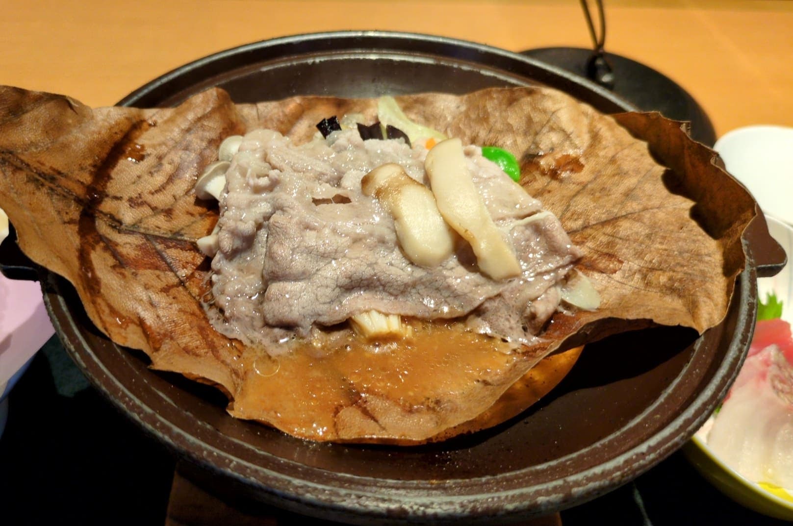 木曽路　松茸御膳　朴葉焼き